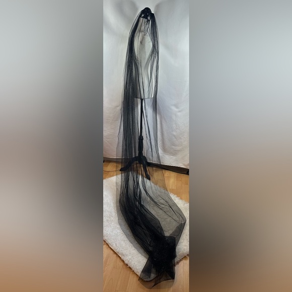 Black Sparkly Wedding Bridal Long 10ft Veil - Picture 3 of 6